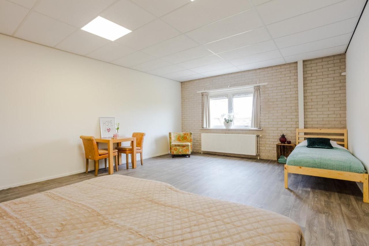 Hotel Corfwater Petten Exterior photo